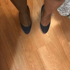 Michael Kors flex pumps in denim blue suede